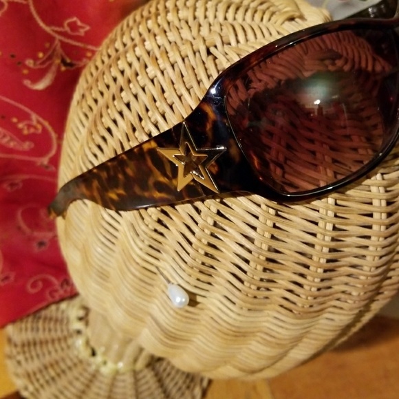 Tortoise shell Brown Sunglasses - Picture 2 of 5